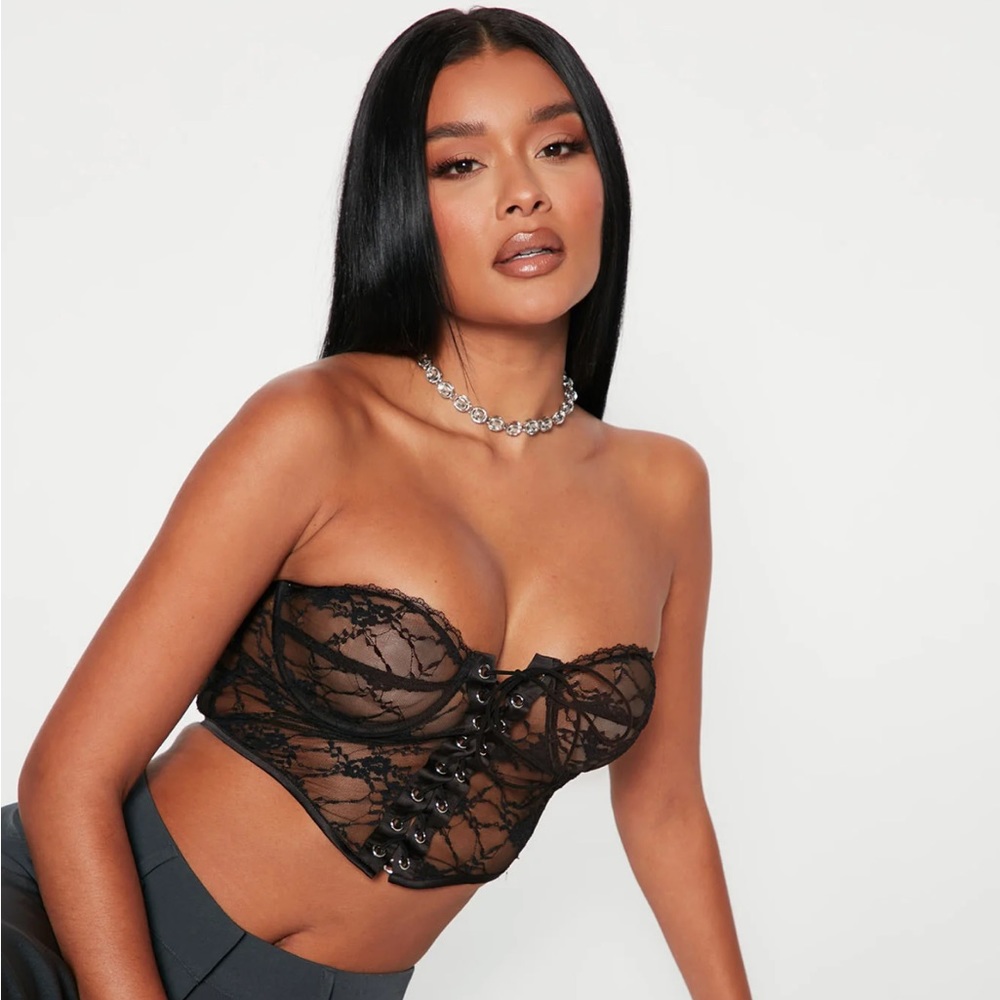 Fashion Nova “Lucky Night” Black Lace Corset Top | Size XS | NWT